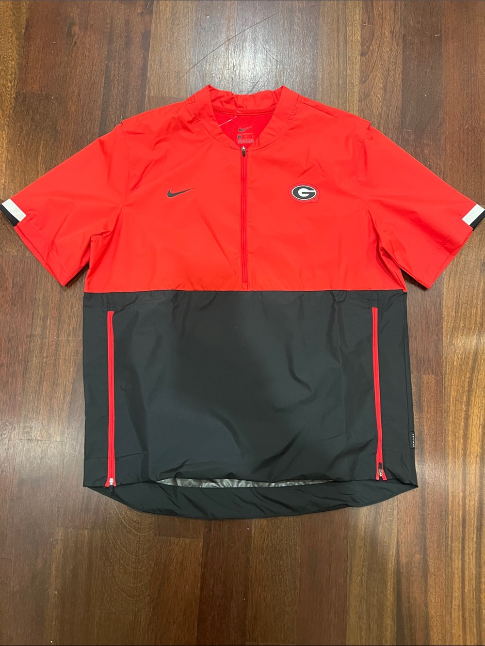 NWOT Nike UGA Red and Black Short-Sleeve 1/4 Zip Pullover with Georgia 'G'